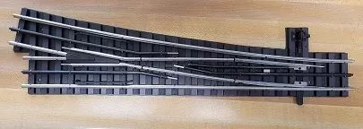 103RH Manual 100" Radius Switch - Phantom w/ Tinplate Outside Rails