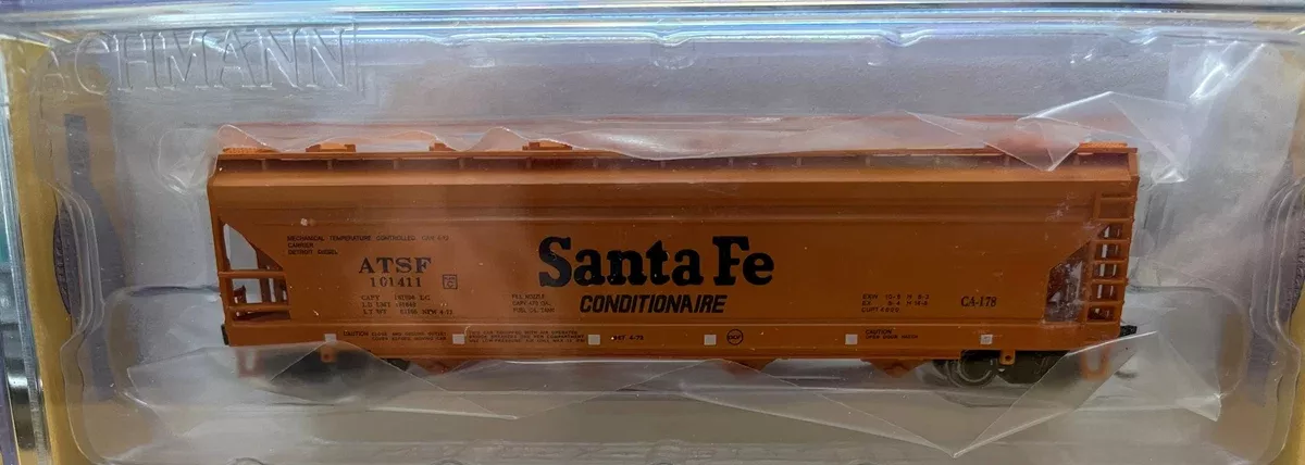 Bachmann 17551 SANTA FE 4 Bay Center Flow Hopper TRAINMAN N Scale NEW