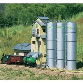 Garden Railway Buildings Piko 62036 CoOp Silo