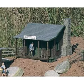 Garden Railway Buildings Piko 62104 Dr. Reynolds Country Home