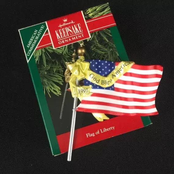 HallmarkOrnament 1991 God Bless America Flag of Liberty