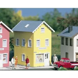 Piko 62067 G Garden City Sunny Pharmacy Kit